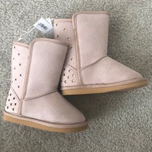*NWT* Old Navy Boots